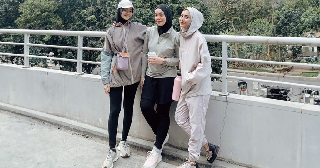 9 Ide Outfit Olahraga Untuk Kaum Hijabers, Tetap Nyaman dan Stylish!